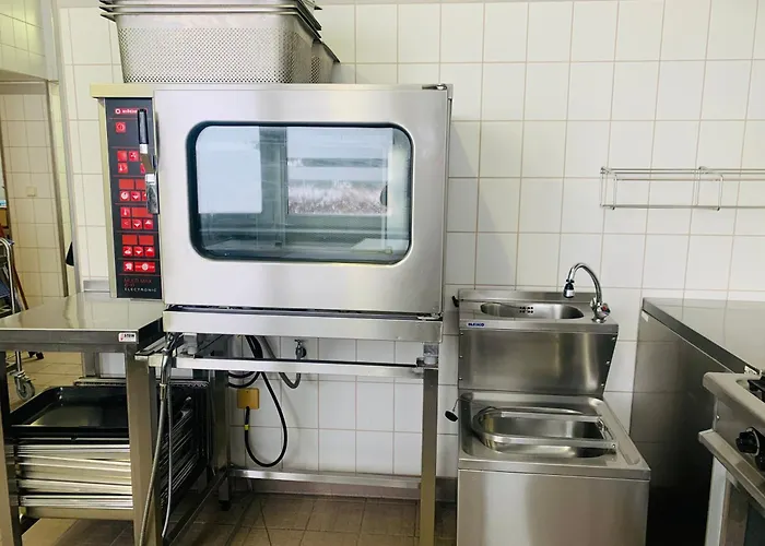 Haus Rosenbaum am Rennsteig Gruppenhaus - Pension - Begegnungsstätte bis 50 Personen