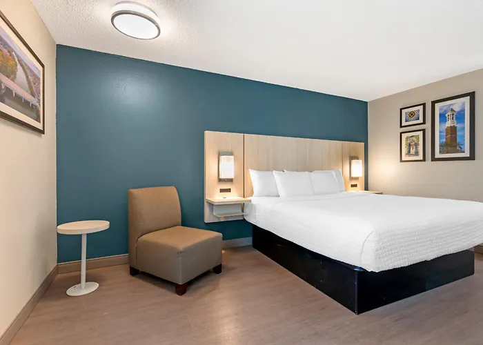 Best Western Plus Lafayette Hotel University Area