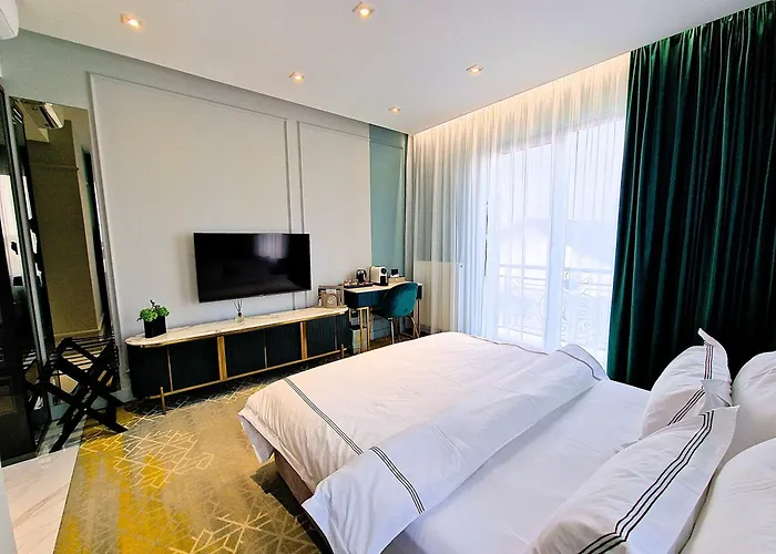 Arn Boutique Hotel