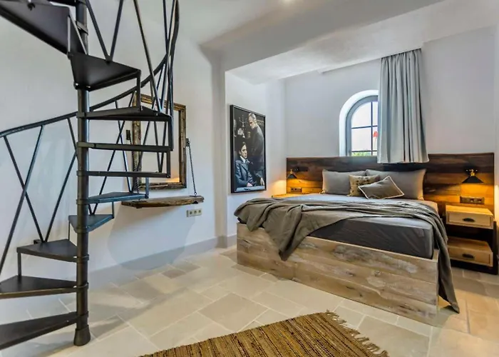 Castro Mesembria Boutique Hotel
