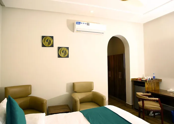 Grand Shalimar Hotel