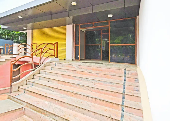 Super Collection O Sanath Nagar Near Railway Station