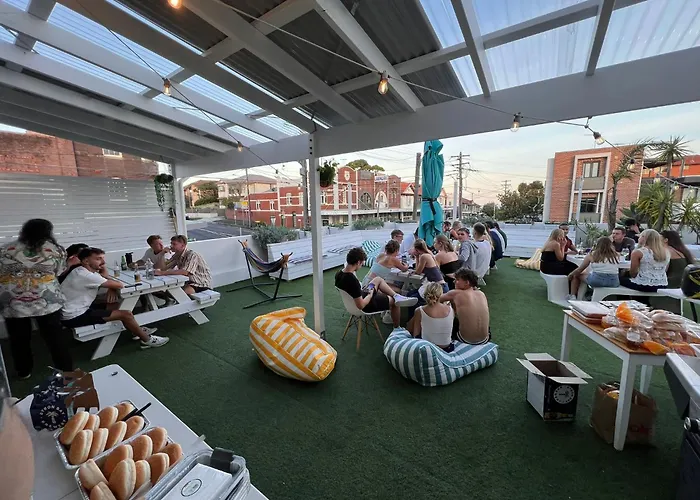 Little Coogee Hotel