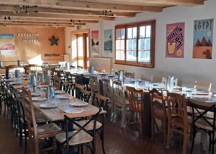 Freeride Hostel Restaurant & Camps