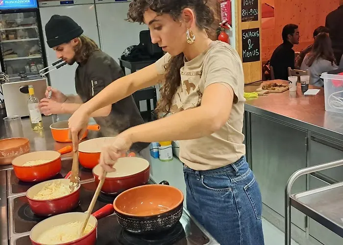 Freeride Hostel Restaurant & Camps
