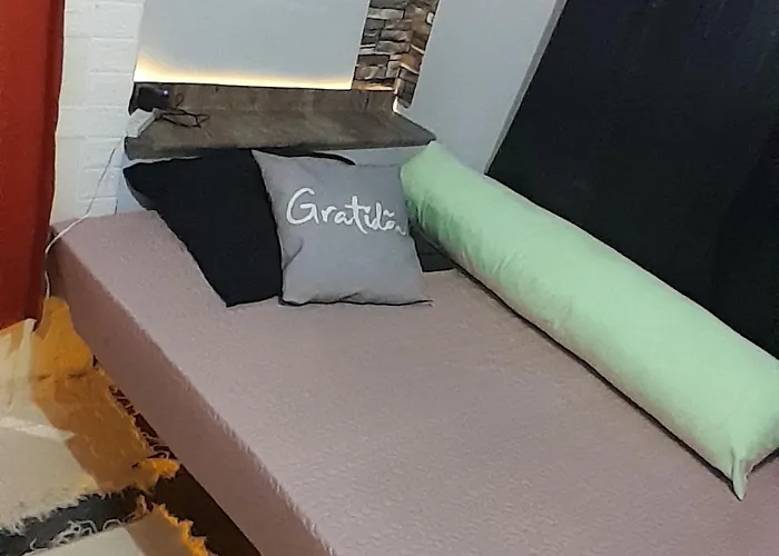 Hostel Itaipuaçu pernoite próximo rua um e praia