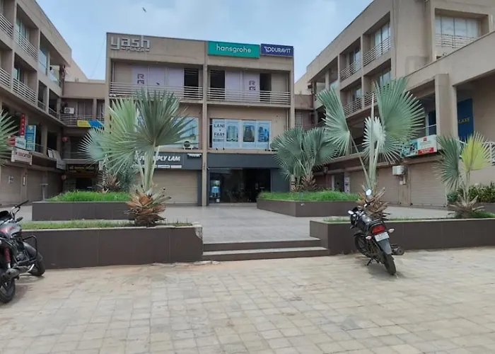 Kalyan Pg & Boys Hostel