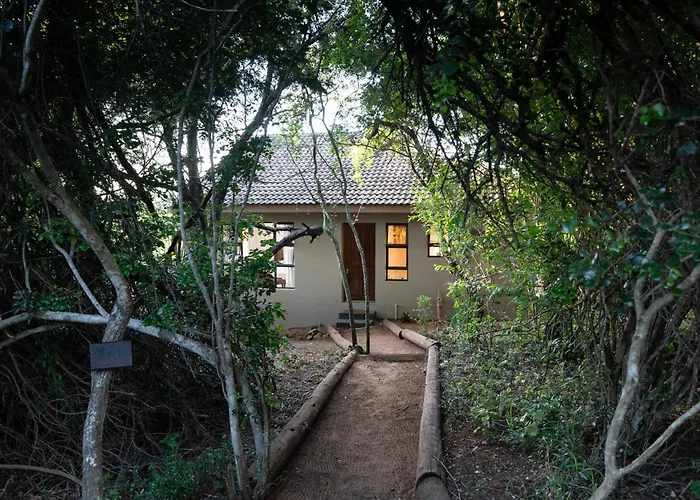 Mazuri Bush Cottages