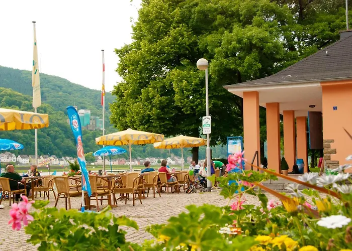Neubert`s Gasthaus am Rhein