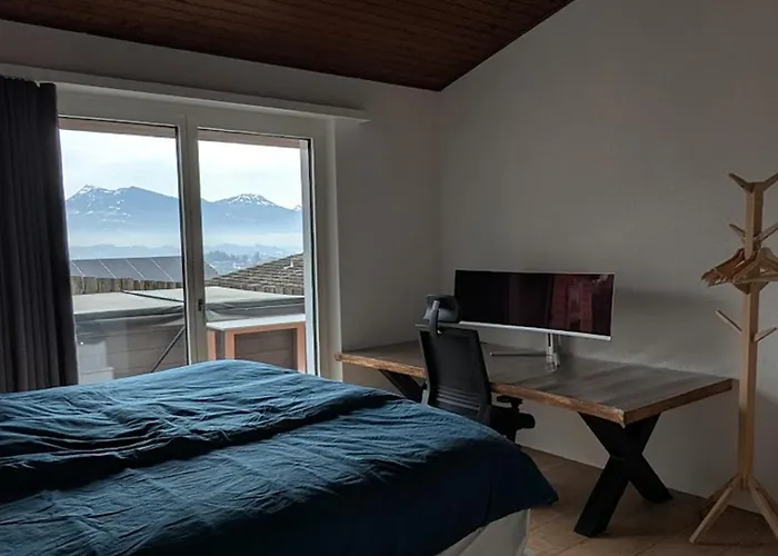 Young Backpackers Homestay