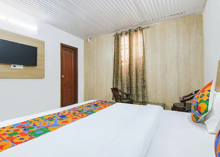 Fabexpress Kalsia Homestay - Nr Radha Krishna Mandir