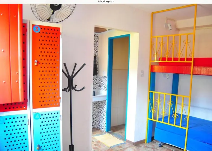 Nomads Trek Hostel Agência