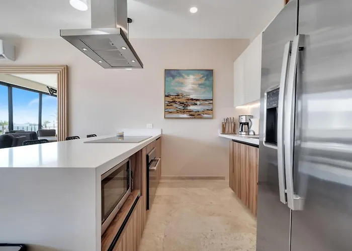 2 Pools Jacuzzi Close To Beaches Rooftop Cozy