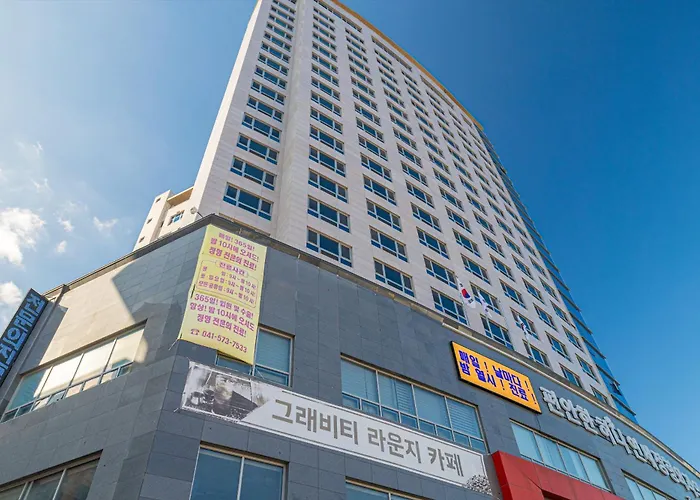 The Sky Hotel Cheon An