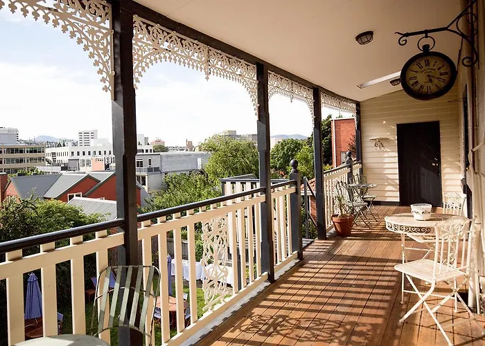 Montacute Boutique Bunkhouse