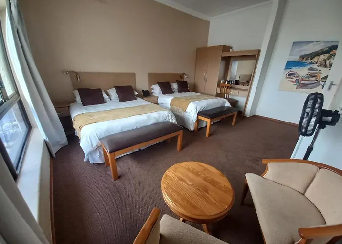 Gonubie Hotel