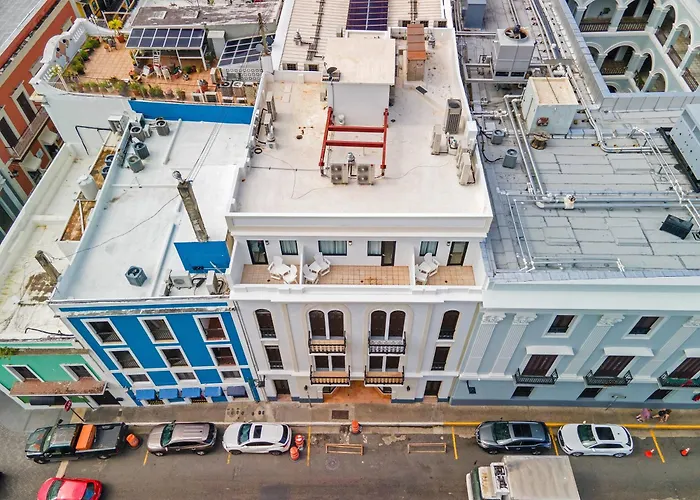 Armas Hotel