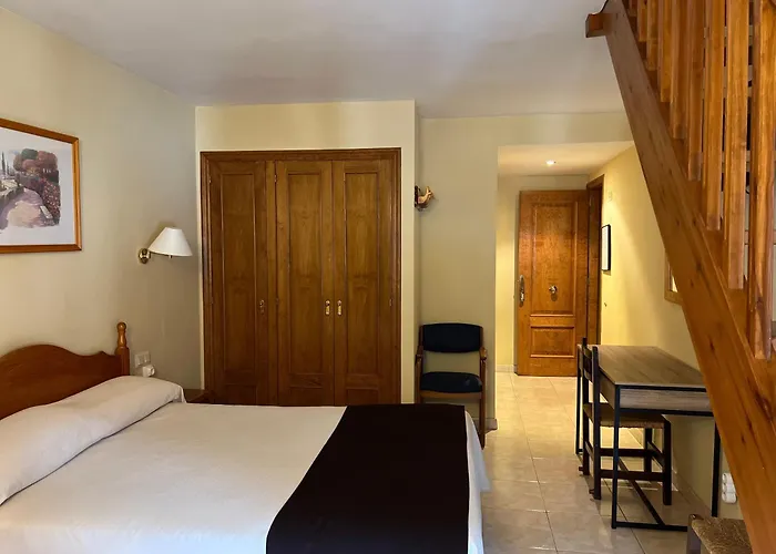 Hotel Joan Canejan