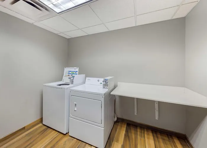 Best Western Plus Midwest City Inn & Suites