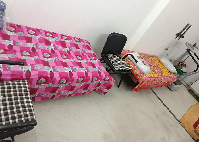 Chintamani Siddhi Chakra Apartment - Only Family Rooms On Monthly Basis