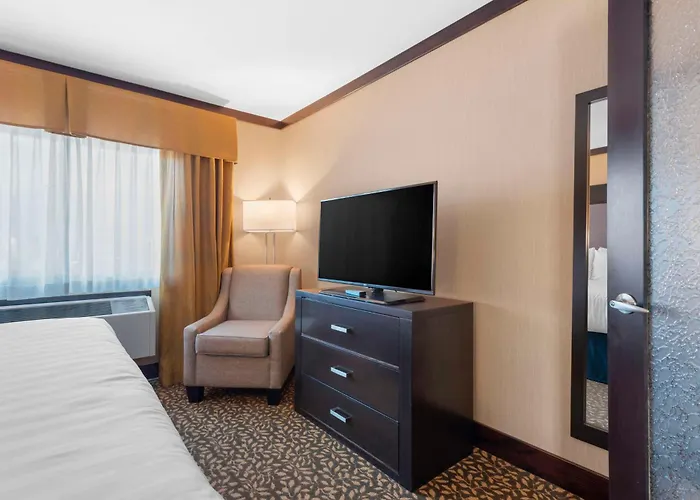 Best Western Plus Fernie Mountain Lodge