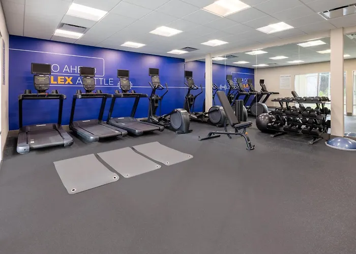 Holiday Inn Express & Suites Benson By Ihg