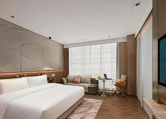 Tongliao Golden Tulip Hotel