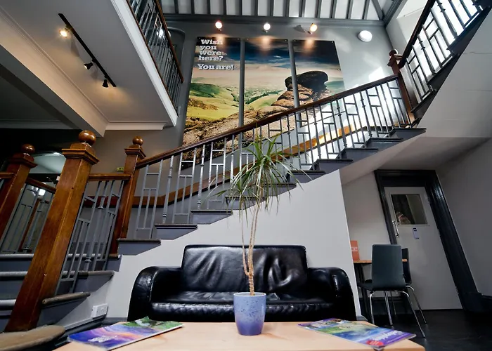 Yha Edale Activity Centre