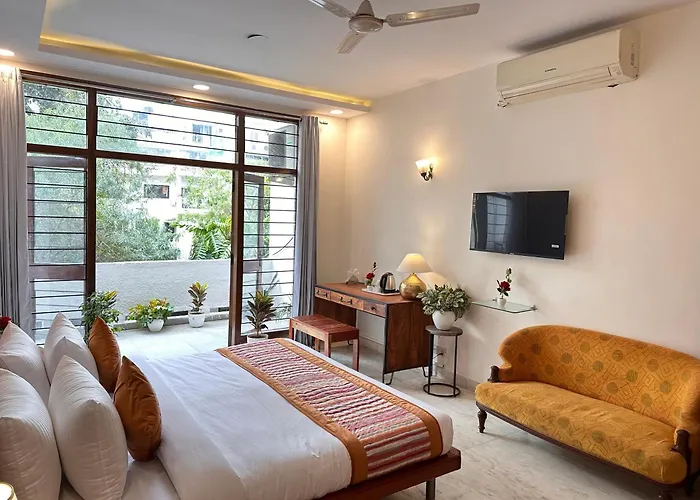 Grove Residency Hauz Khas Couple Friendly New Delhi Hotel