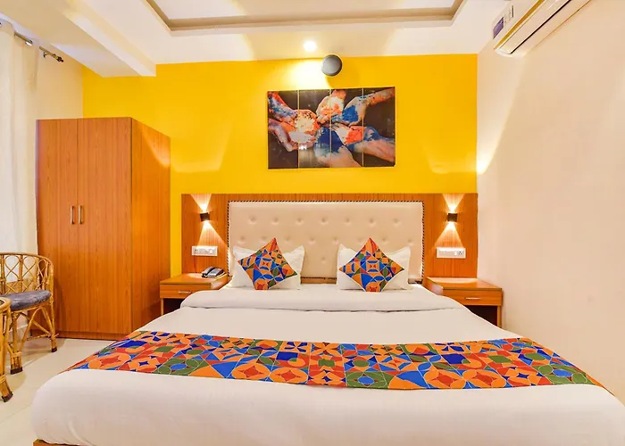 Fabhotel Aarogya Residency