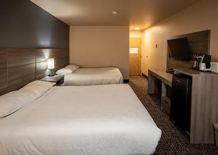 Ramada By Wyndham Cranbrook