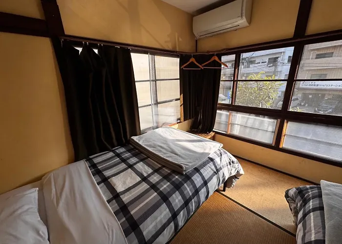 Roku Hostel Hiroshima
