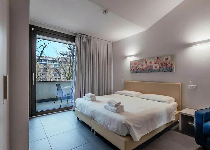 StraVagante Hostel&Rooms