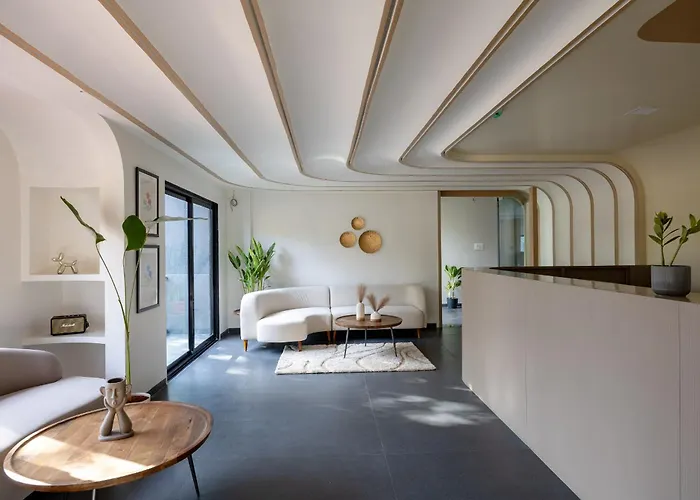 Saavi Suites