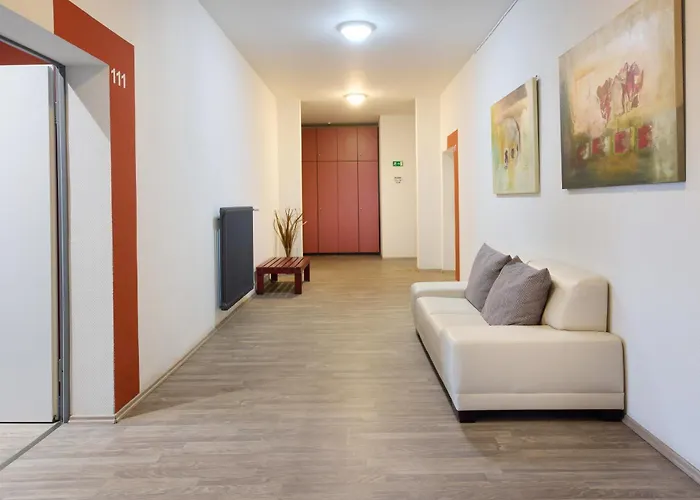Hotel Villa-Bassermann, stilvoll, 2 Min zum Schloss, schnelles WLAN&Parkplatz