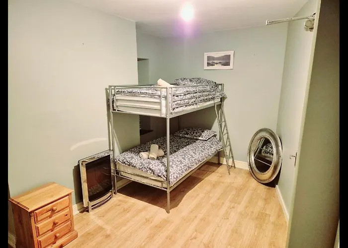 Laneway Hostel Lahinch