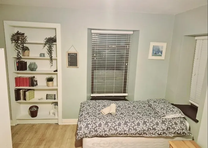 Laneway Hostel Lahinch