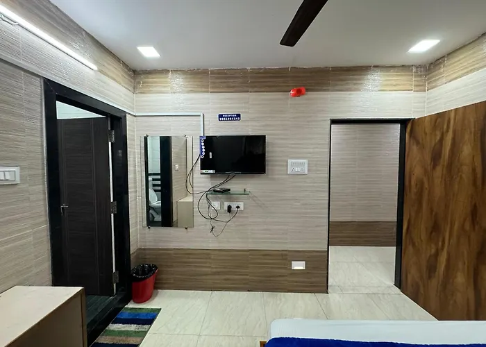 Hotel Vallabha Residency