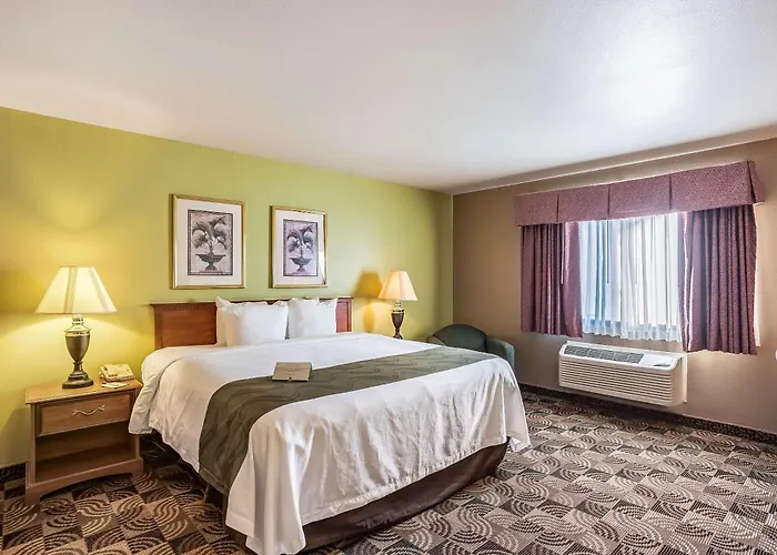 Quality Inn & Suites Hannibal West