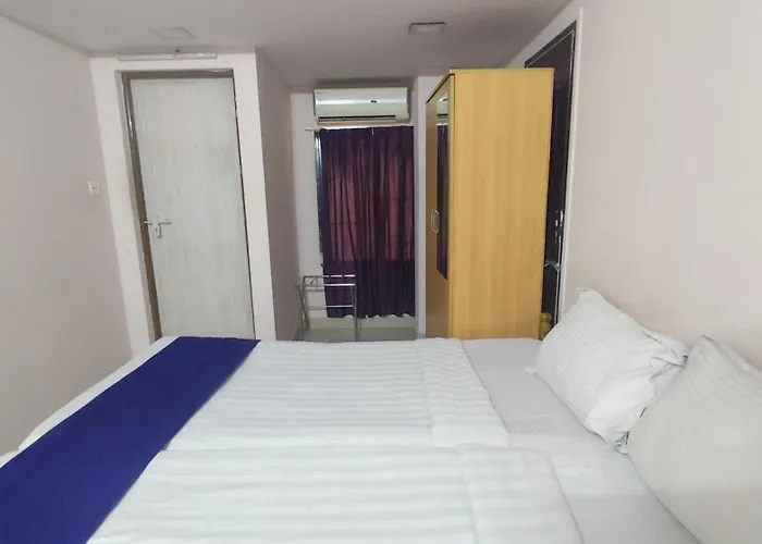 Hotel Tri-Star Regency