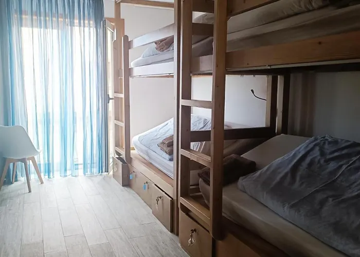 Cachinnans Hostel & Apartaments