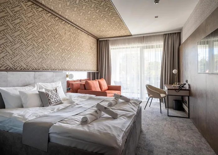 Bordur Wellness Hotel Superior Es Szonyegmuzeum