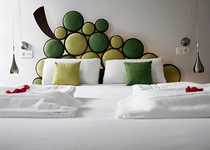 Basque Boutique By Gaiarooms