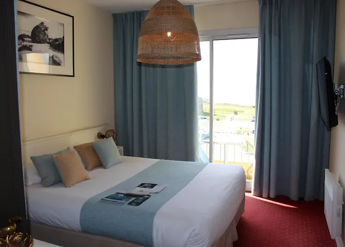 Logis Hotel Le Calluna Restaurant La Flottille