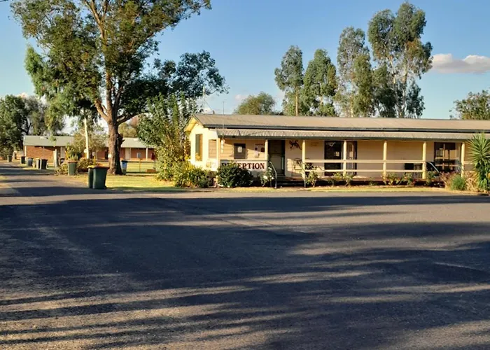 Narromine Aerodrome Tourist Park And Motel