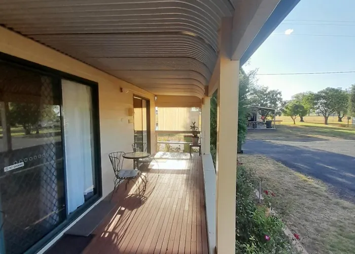 Narromine Aerodrome Tourist Park And Motel