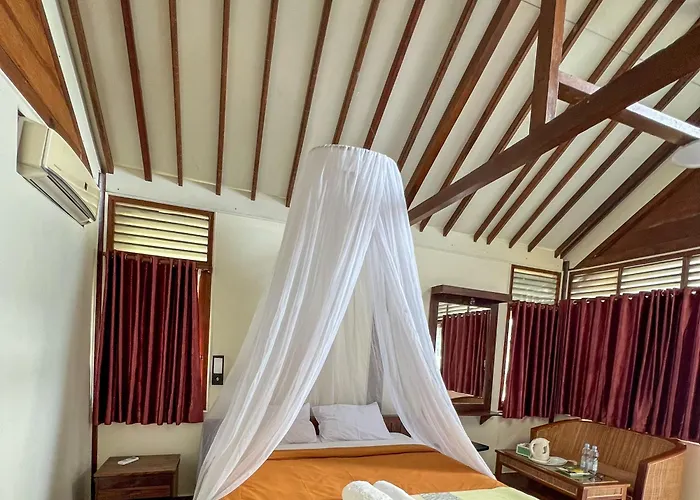 Arys Lagoon Bungalow & Hotel