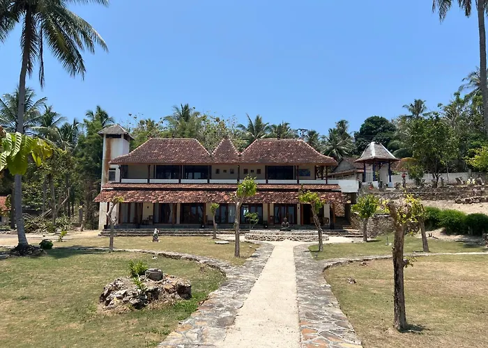 Arys Lagoon Bungalow & Hotel