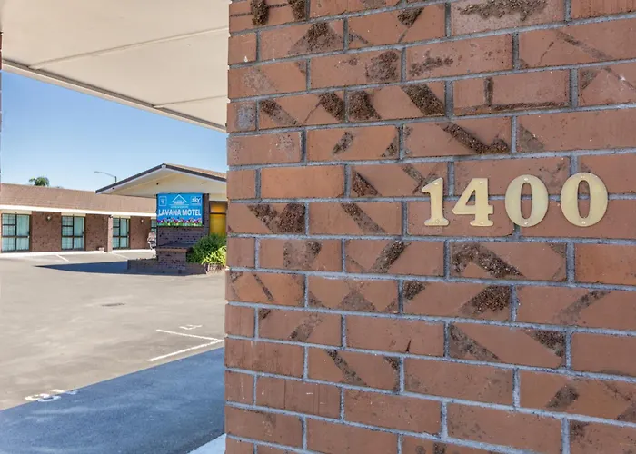 Lavana Motel