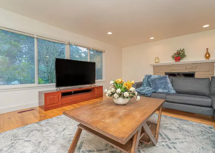 Mercer Island Boutique Stay